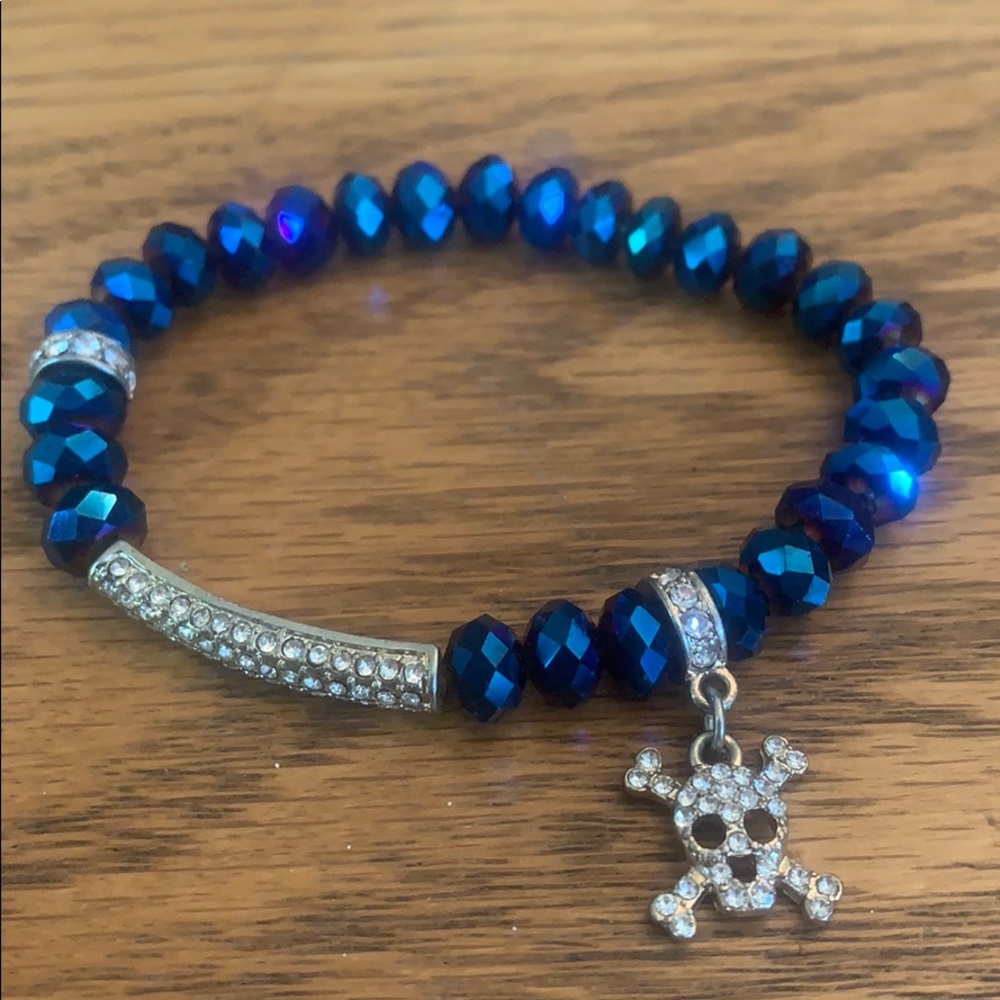 Simple blue skull bracelet